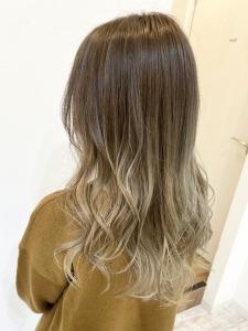 ケアブリーチ/大人可愛い - latte掲載