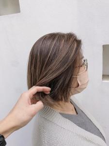 アッシュベージュ脱白髪染めボブ【AVENIR我孫子】 - AVENIR 我孫子店掲載
