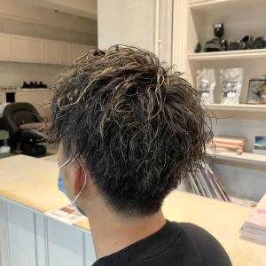 【CHESTER】ツイスパ、スパイラル、波巻き - 髪質改善 SEPT. 天神大名掲載