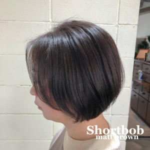 ナチュラルショートボブ - Lourdes hair design掲載