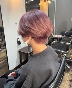 シアーピンク・前髪なしショート - hair＆make egerie掲載