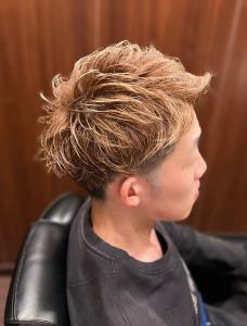 テーパーフェードツーブロックショート【ヒロ銀座】 - ヒロ銀座ヘアーサロン 青山外苑前表参道店掲載