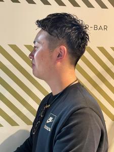 大人の刈り上げスタイル【BARBER-BAR】 - バーバーバー赤羽掲載
