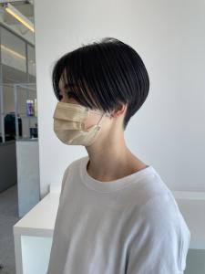 【SKY涌波】センターパート　刈り上げハンサムショート - THE SKY掲載