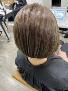 白髪ぼかしハイライト20代30代40代￥15400 - prize Iris 池袋【プライズ アイリス】池袋駅東口店掲載