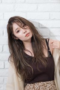 Buzz Bee 自由が丘 バズ ビー ジユウガオカ 目黒区自由が丘 美容室 Sakuria サクリア