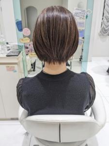 脱白髪染め前下がりショートボブ【AVENIR我孫子】 - AVENIR 我孫子店掲載