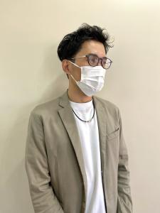 大人ヘア ツーブロ刈り上げアップバング - REVES掲載