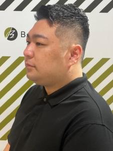 大人の刈り上げスタイル - BARBER-BAR 四谷店掲載