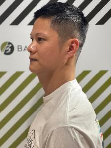 大人の刈り上げスタイル - BARBER-BAR 四谷店掲載