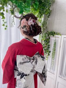 着物に合うヘアアレンジ - EMU international 春日部本店掲載
