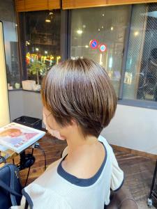 【人気のオリーブベージュカラー】 - egerie掲載