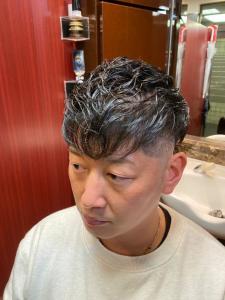 漢のフェードスタイル - HIRO GINZA BARBERSHOP 飯田橋神楽坂店掲載