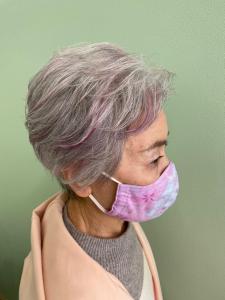シルバーグレーのヘアも生かすカラーリング - HAIR MAKE age 天神西通り店掲載