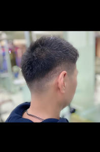 フェードソフトモヒカン - HAIR & MAKE EARTH 高田馬場店掲載