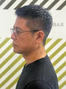 大人の刈り上げスタイル - BARBER-BAR 四谷店掲載