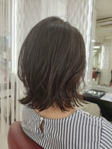 レイヤーカット/外ハネ/大人かわいい/アッシュグレー/20代 - QUALIS 上福岡店掲載
