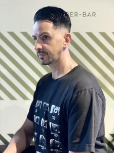 サイドパートスタイル【BARBER-BAR】 - バーバーバー赤羽掲載