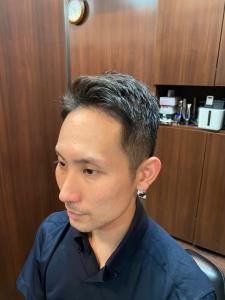 《王道スタイル》刈り上げスタイル - HIRO GINZA 新橋店【理容室】掲載