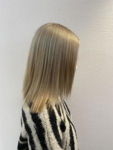 ホワイトベージュ - Neivs Hair 福工大駅前店掲載