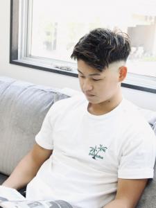 ハイフェード×外国人風ハイライト - Shindy BARBER & MEN's STYLE SHOP掲載