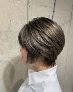 三軒茶屋_レディース_カット_ショートレイヤー_丸みショート - HAIR & MAKE EARTH 三軒茶屋店掲載