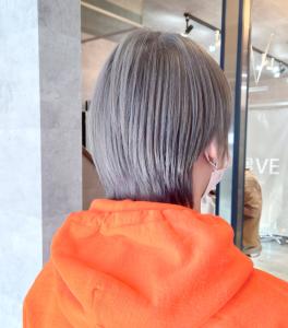 グレーアッシュ - BRaeVE hair design掲載