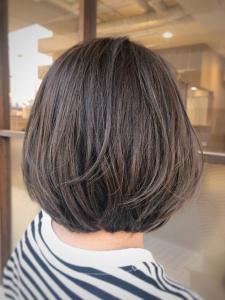 白髪ぼかしハイライト×グレージュ - 半個室型美容室 Sourire 箱崎店掲載