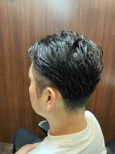 《夏向け》7:3オールバック風　ツーブロックスタイル - HIRO GINZA 新橋店【理容室】掲載
