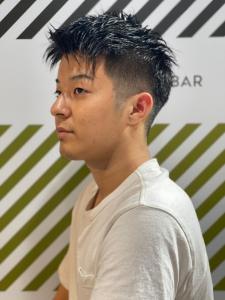 大人の刈り上げスタイル - BARBER-BAR 四谷店掲載