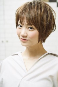 小顔エアリーひし形ショート☆大人ショート♪グレージュカラー☆ - grace by neo live 大倉山店掲載