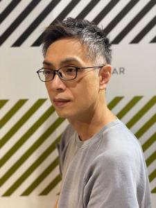 大人の刈り上げスタイル - BARBER-BAR 四谷店掲載