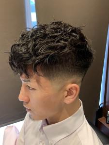 波打ちパーマスキンフェード - ヒロ銀座ヘアーサロン 麻布乃木坂 六本木駅前店掲載
