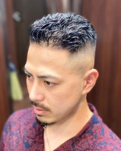 ハイスキンフェード濡れパンスタイル - ヒロ銀座ヘアーサロン 浜松町大門店掲載