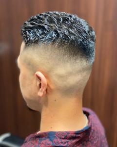 ハイスキンフェード濡れパンスタイル - ヒロ銀座ヘアーサロン 浜松町大門店掲載