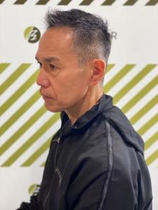 大人の刈り上げスタイル - BARBER-BAR 四谷店掲載