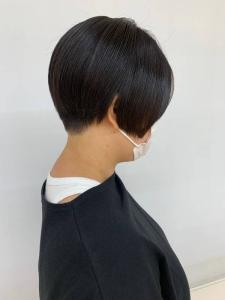 黒髪/ショート/刈上げ/前下がり/ショートカット/30代40 - QUALIS 上福岡店掲載