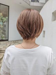 ベージュカラー×くびれショート【AVENIR我孫子】 - AVENIR 我孫子店掲載