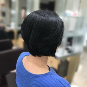 衿足スッキリ大人のショートボブ - Atelier More掲載