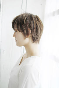 20代30代40代　ラクしてキレイ・大人ショート【枚方】 - PAUL+n掲載