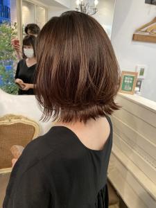 前髪あり外ハネくびれミディアムヘア30代40代梅ヶ丘美容室 - CHAINON掲載