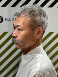 大人の刈り上げスタイル - BARBER-BAR 四谷店掲載