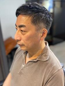 大人の刈り上げスタイル - BARBER-BAR 四谷店掲載