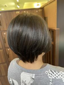 ハイライトで動きのあるショート - HAIR & MAKE EARTH 高田馬場店掲載