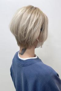 くびれ大人ショートボブ×ニュアンスミルクティーベージュ - N＋掲載