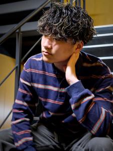 波巻×ツイストスパイラル×ハイライト - 男性専門美容室 growth 天神店掲載