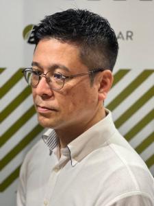 大人の刈り上げスタイル - BARBER-BAR 四谷店掲載