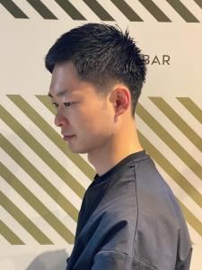 大人の刈り上げスタイル【BARBER-BAR】 - バーバーバー赤羽掲載