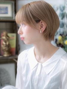 シースルー前髪大人ハイライトマッシュボブ　パールベージュ - COVER HAIR bliss志木南口駅前店掲載
