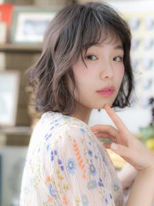 グレイアッシュ黒髪くせ毛風小顔エアリーボブ　グレージュカラー - COVER HAIR bliss志木南口駅前店掲載